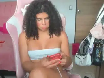 Chaturbate Adult Webcams of mahia_frizzy