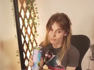 Chaturbate Adult Video Chat of petitecut