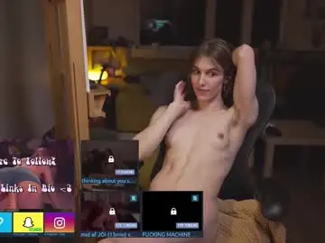 petitecut from chaturbate