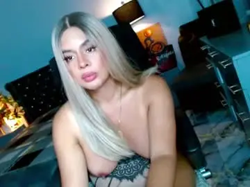Chaturbate Free Live Porn of insatiable_queen16