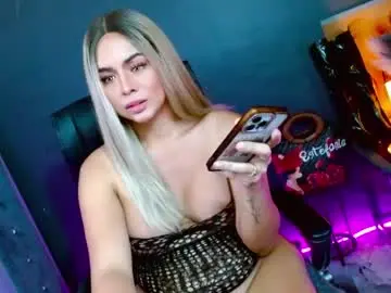 Chaturbate Live Sex Cam of insatiable_queen16