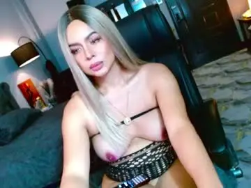 Chaturbate Live Sex of insatiable_queen16