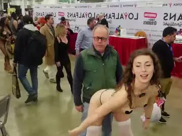 Chaturbate Nude Webcam of carriemadsin