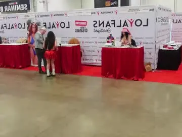 Chaturbate Best live sex cam show of carriemadsin