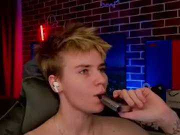 Chaturbate Live Sex Cam of jean_willson