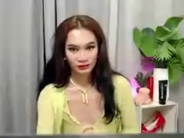 Chaturbate Free Porn Cam of ursweet_amber7