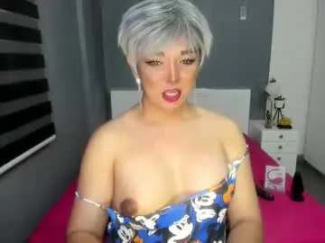Chaturbate Live Sex Cam of babylonia_goddess