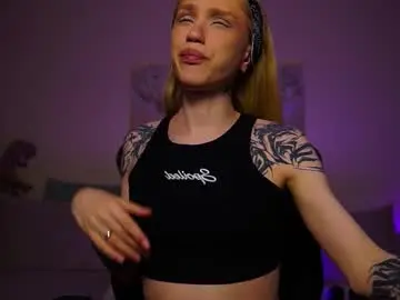 Chaturbate Sex Cam of twiinkie_pie