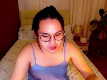 yanny_xoxo from chaturbate