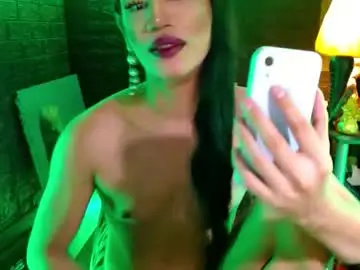 Chaturbate Free Porn Cam of urhardcockqueenxxx