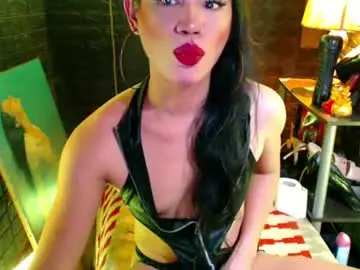 Chaturbate Live Sex Cam of urhardcockqueenxxx