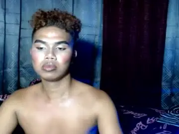 Chaturbate Live Porn of queenpinayebony_xx