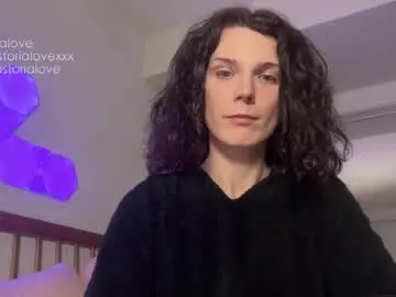 Chaturbate Live Sex Cam of astorialove