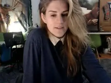 katiecutie_5 from chaturbate