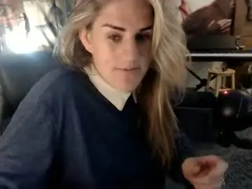 katiecutie_5 from chaturbate