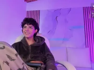 Chaturbate Best live sex cam show of dannysastar_