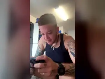 evanlee29 from chaturbate