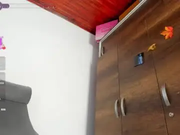 Chaturbate Nude Webcam of mariana_preciado