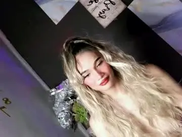 Chaturbate Nude Webcam of miraclegirl23