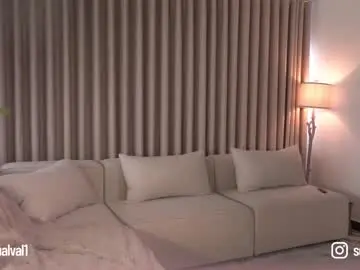 Chaturbate Nude Webcam of missvalery_1