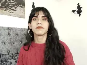 Chaturbate Watch Live Sex Cams of bella_poisonous