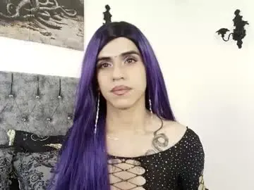 Chaturbate Free Porn Cam of bella_poisonous