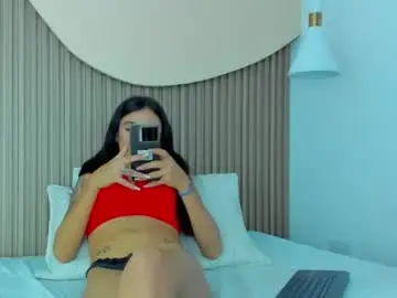 Chaturbate Live Sex Cam of candyglow_