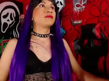 Chaturbate Live Sex Cam of hugedaneska