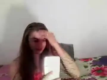 Chaturbate Live Sex Cam of kylie_ish