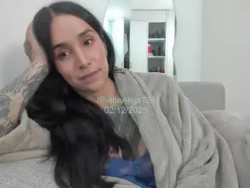 Chaturbate Live Porn of petitealejats