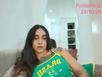 Chaturbate Sex Cam of petitealejats