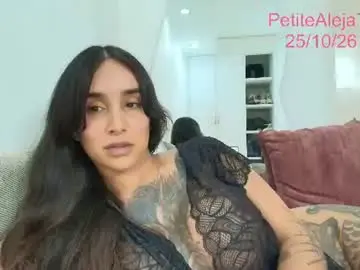Chaturbate Sex Cam of petitealejats