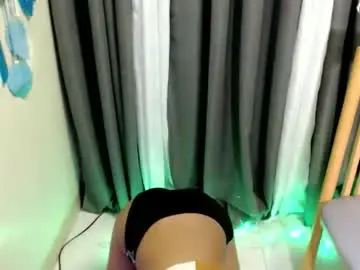 Chaturbate Adult Webcams of shira_cutttiebigcock