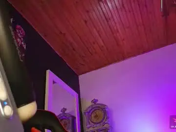 Chaturbate Watch Live Sex Cams of charlotte_cruzxx