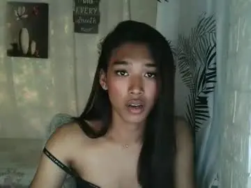 Chaturbate Live Sex Cam of ur_dazzlingmorenaxx