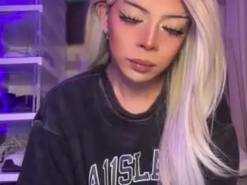 Chaturbate Live Porn of meetmehalfway888
