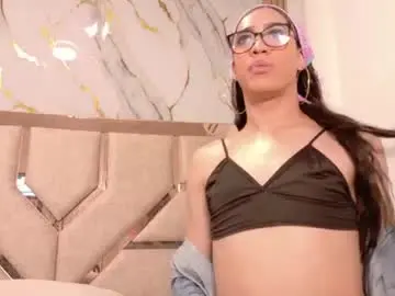 Chaturbate Best live sex cam show of luisasmill