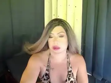 Chaturbate Best live sex cam show of asian_cougar69