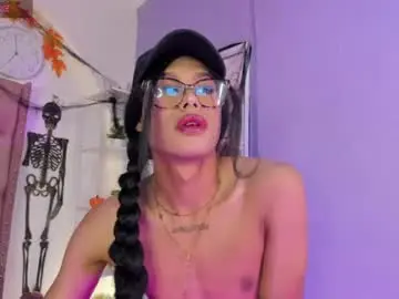 Chaturbate Live Sex Cam of brihanna_18