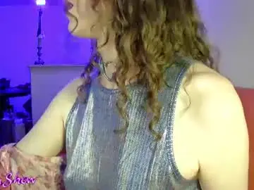 Chaturbate Sex Cam of fluffyshow
