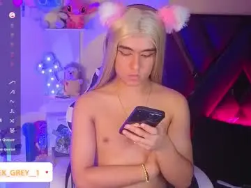 Chaturbate Live Porn of derek_grey1