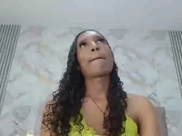 Chaturbate Sex Cam of mia_hiills