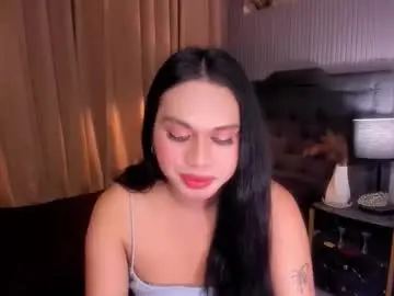 Chaturbate Nude Webcam of asianhugecockjulia1