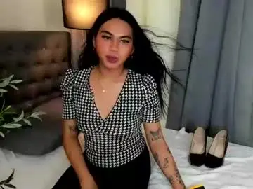 Chaturbate Watch Live Sex Cams of asianhugecockjulia1