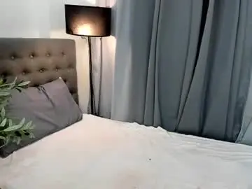 Chaturbate Adult Webcams of asianhugecockjulia1