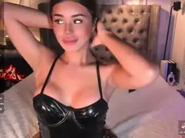Chaturbate Live Sex Cam of celestevaughnxo