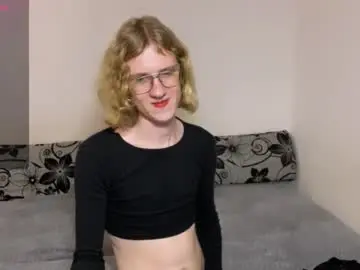 Chaturbate Watch Live Sex Cams of avery_adam