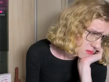 Chaturbate Live Sex of avery_adam