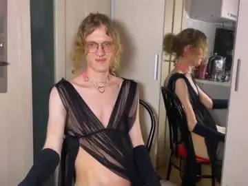 Chaturbate Live Porn of avery_adam