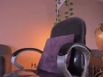 Chaturbate Live Porn of tahra_
